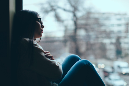 teen feeling depressed and suicidal lately needing simi valley therapist near Simi Valley, ca, 93063